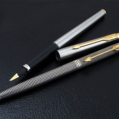 Komplety piśmiennicze